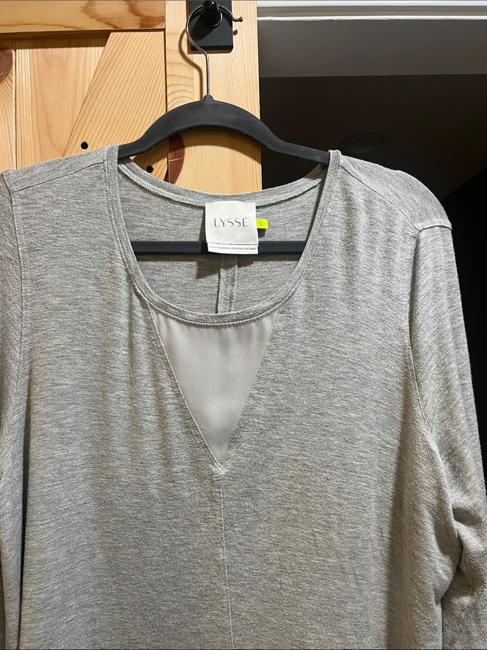 Lysse Light Gray Long-Sleeve Knit Top with Mesh V-Insert size large
